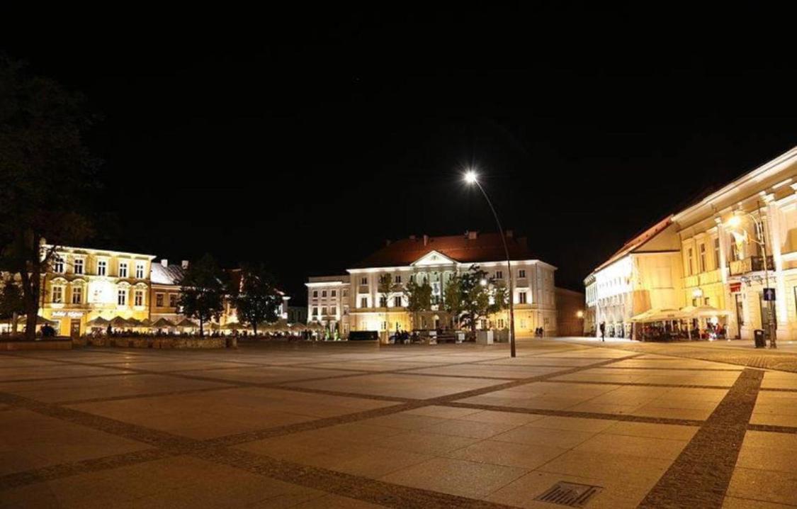 Pensjonat Widok Rynek -Parking Kielce Exterior photo